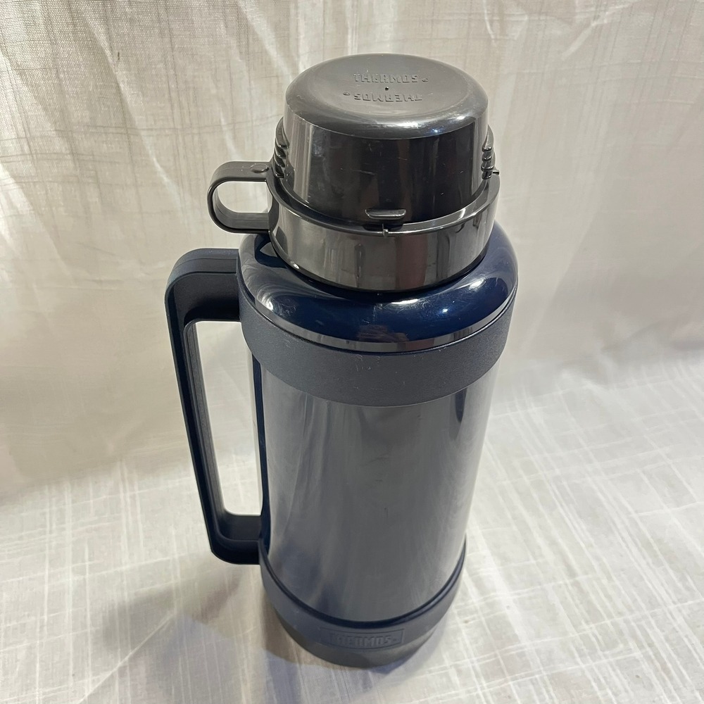 Thermos Navy Blue Glass Lined Vacuum Insulated Beverage Bottle with Handle